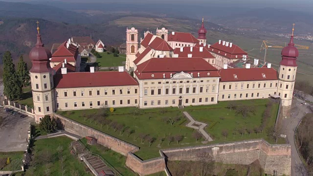Göttweig Abbey - Krems/奥地利(空中拍摄4K)视频素材