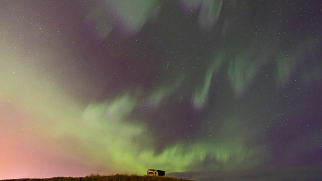 4K延时:北极光北极光在Keflavik，冰岛，苹果ProRes 422 (HQ) 3840x2160格式视频素材