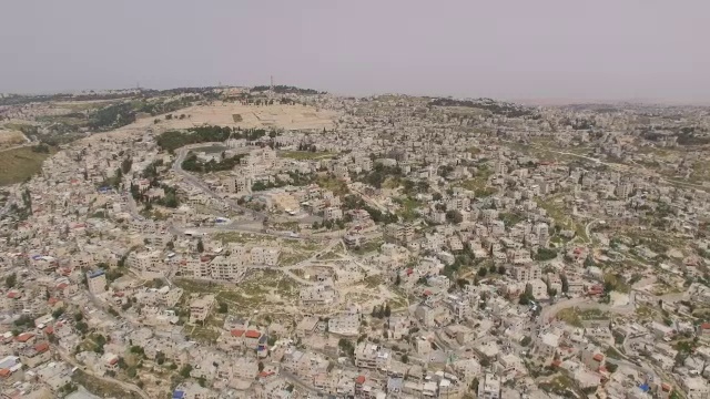 鸟瞰图东耶路撒冷- Ras al'Amud, Ketef Har HaZeitim, Wadi Hilweh和Silwan阿拉伯村庄视频素材