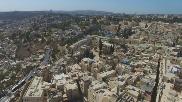 鸟瞰图耶路撒冷老城飞往犹太人区视频素材