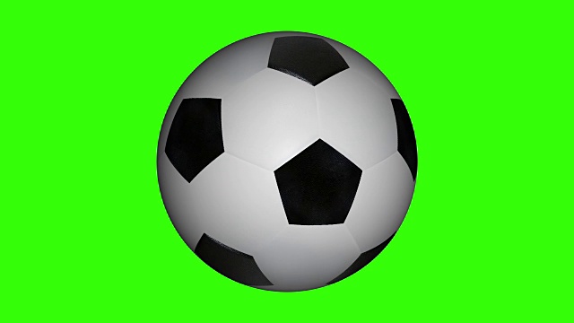 足球在色度键上滚动视频素材