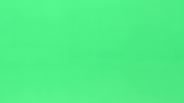 绿色屏幕-食指从一边到另一边滑动图像的动作视频素材