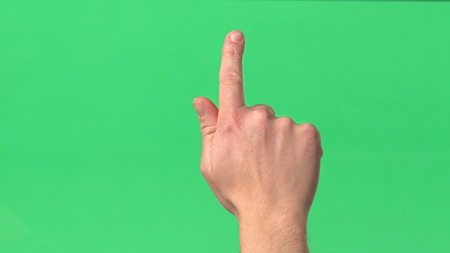 绿色屏幕-男人的右手轻敲透明玻璃与索引finder视频素材
