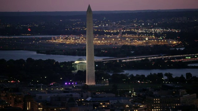 高空飞行华盛顿特区，华盛顿纪念碑，日落特区视频下载
