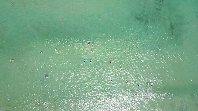 冲浪者的航拍视频下载