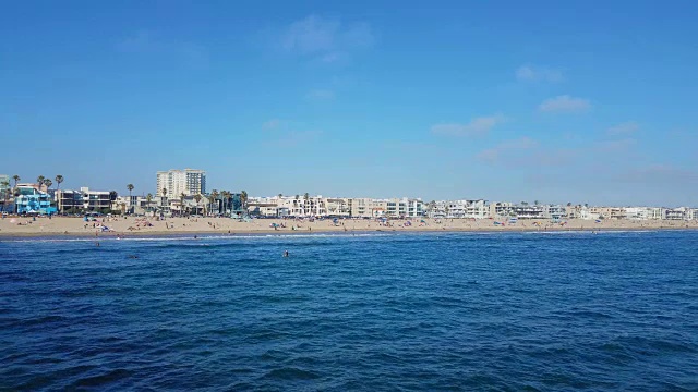 威尼斯海滩的海景，海滩和房子，南加州。视频下载