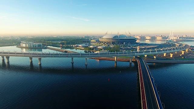 克列斯托夫斯基体育场，又称泽尼特竞技场，是位于俄罗斯圣彼得堡克列斯托夫斯基岛西部的一座足球场视频素材