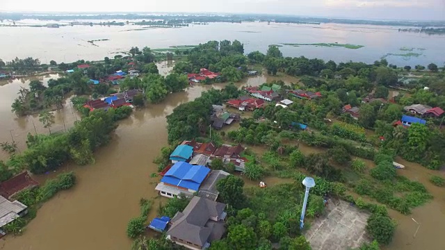 泰国大城府洪水鸟瞰图。视频素材