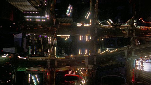 晚上在时代广场上空视频素材