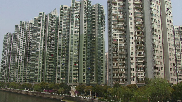 MS, PAN，中国，上海，外滩，黄浦江公寓楼视频下载