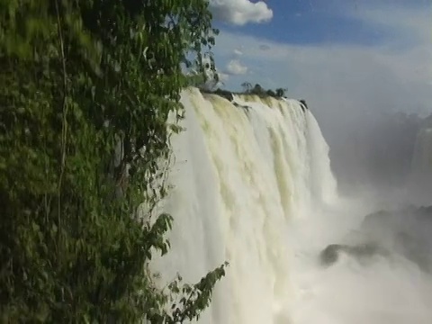 巴西伊瓜苏瀑布视频下载