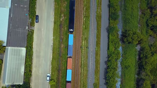 全国集装箱货运列车鸟瞰图视频下载