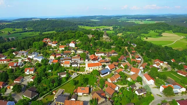 巴伐利亚森林中的布伦伯格镇视频下载