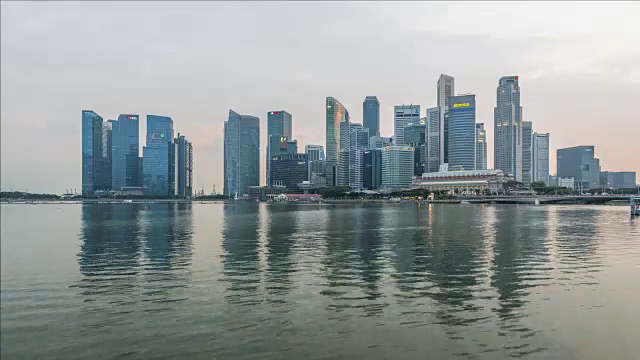 新加坡滨海湾的日夜电汇视频素材