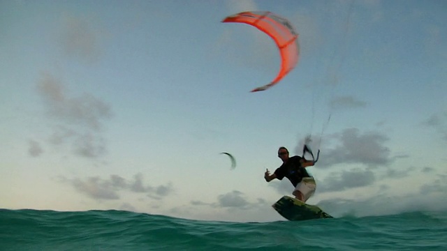 墨西哥图卢姆，加勒比海盗风筝冲浪视频下载