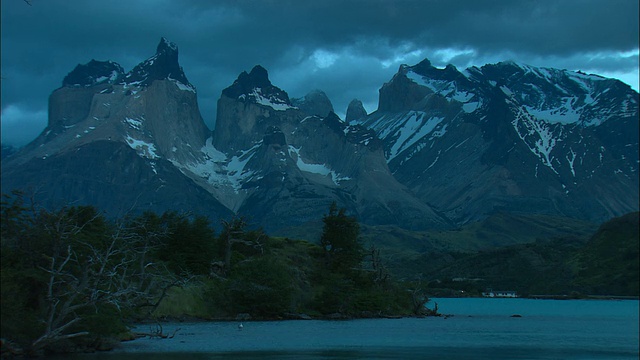 WS, Cordillera del Paine, Torres del Paine国家公园，智利视频素材