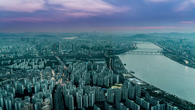 韩国首尔市的暮色和鸟瞰图视频下载