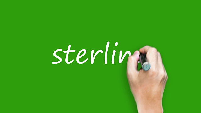 斯特林-在绿色屏幕上用记号笔写字视频素材