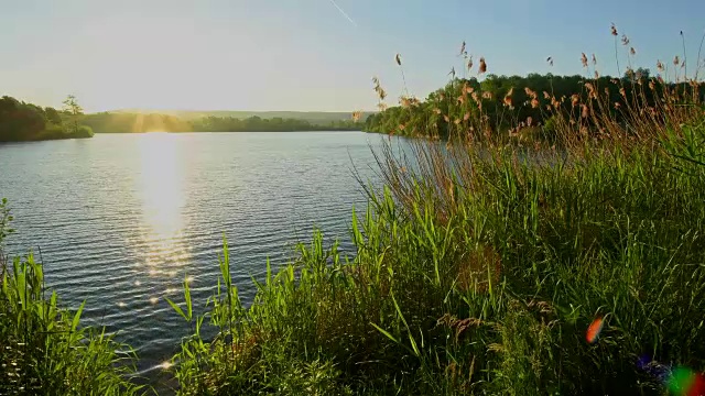德国巴伐利亚州，弗朗哥尼亚，尼登堡湖上的日出视频素材