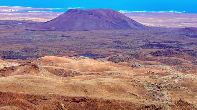 在富尔特文图拉的火山-风景为巴尤尤火山。视频素材