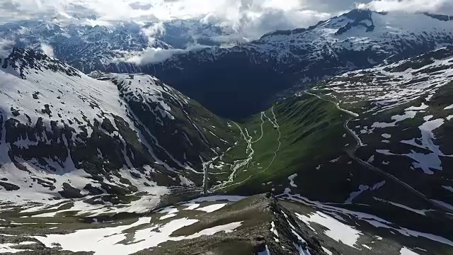 格林德沃，阿尔卑斯山鸟瞰图视频素材