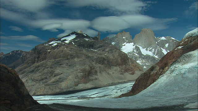 WS, TD，冰川和蒙特菲茨罗伊的背景，Los Glaciares国家公园，巴塔哥尼亚，阿根廷视频素材