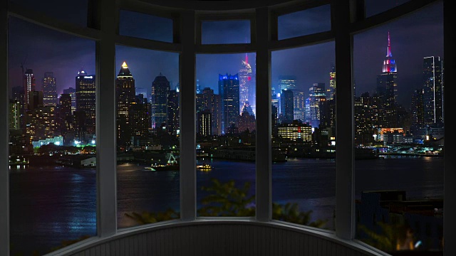 纽约城市景观时间流逝夜晚窗口全景城市景观曼哈顿视频素材