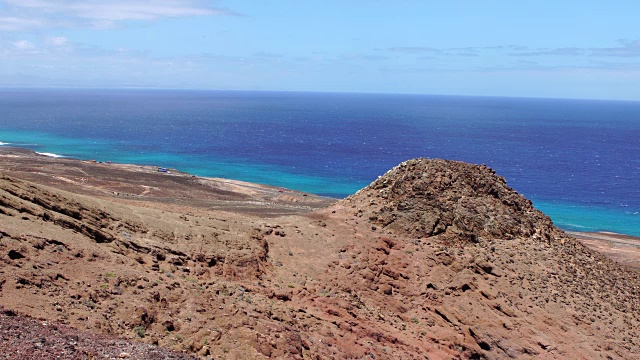 Montaña roja views - Fuerteventura东北海岸视频素材