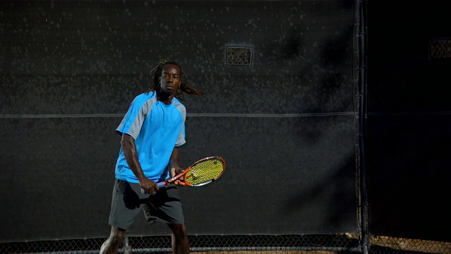 SLO MO, MS，男子打网球，圣巴巴拉，加州，美国视频下载