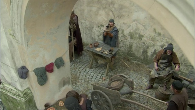 CS, HA, MS，中世纪户外市场的人物重现，维尔纽斯，立陶宛视频素材