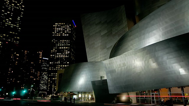 电汇，MS，华特迪士尼音乐厅晚上照明，洛杉矶，加利福尼亚州，美国视频下载