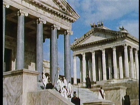 1964年，重现蒙太奇朱利叶斯·凯撒到达罗马元老院的台阶视频素材