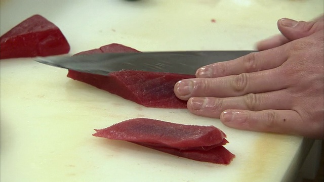 CU人切金枪鱼肉，东京，日本视频下载