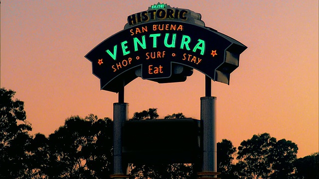 夕阳下的“文图拉”标志，美国加利福尼亚州文图拉视频下载