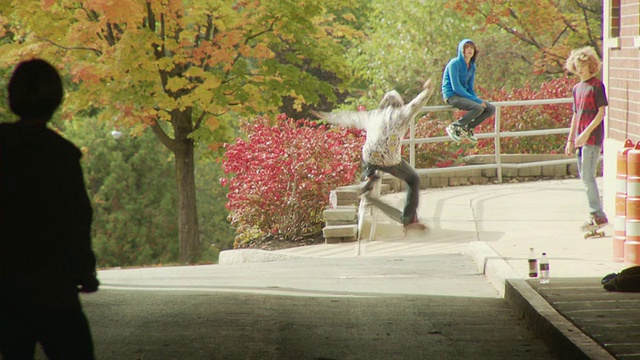 WS男孩(12-13)滑板，卡泽诺维亚，纽约，美国视频下载