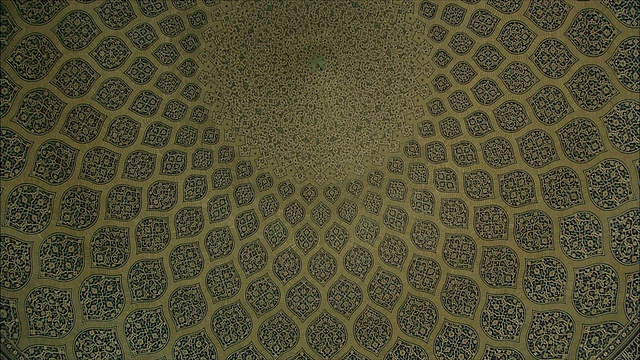 伊朗伊斯法罕Sheikh Loftolla清真寺华丽的圆顶视频素材