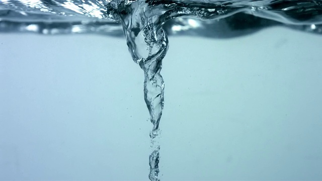 SLO MO CU工作室拍摄的漩涡水视频素材