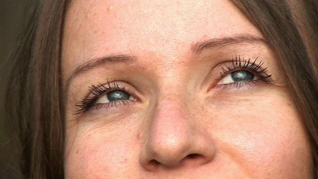 高清:女人的眼睛视频素材