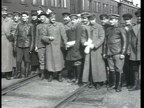 1918年，俄罗斯内战期间，在加加林，PAN部队在Gzhatsk检阅视频素材