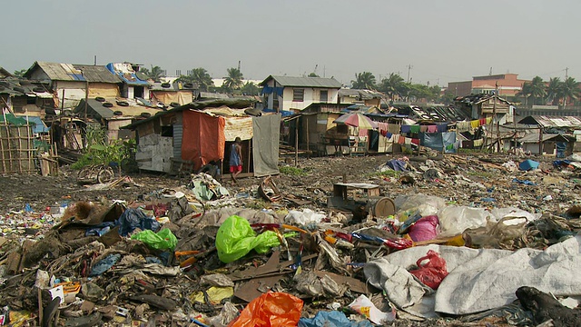 马尼拉贫民窟的一堆垃圾视频下载