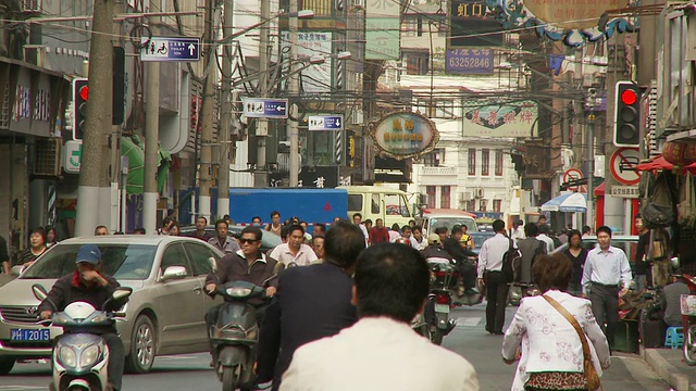 中国上海拥挤的街道视频素材