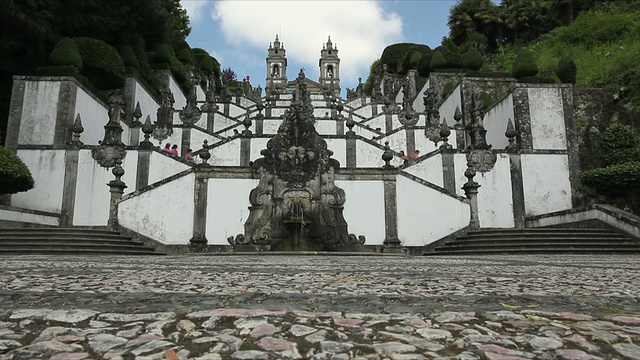 葡萄牙蒙特/布拉加邦耶稣圣所的WS巴洛克楼梯视频下载