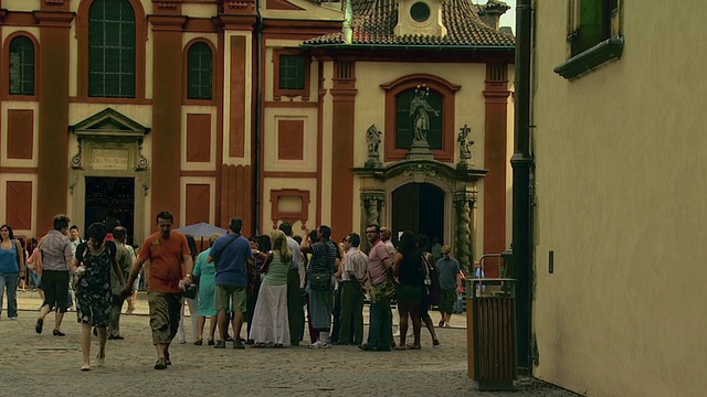 捷克共和国布拉格Hradcany城堡圣乔治的WS TD教堂和修道院视频下载