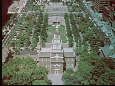1976蒙太奇天线缩小独立大厅。美国宾夕法尼亚州费城第一届国会会议室视频下载