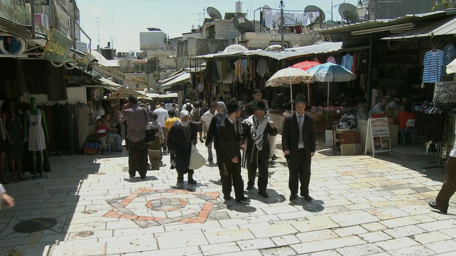 以色列耶路撒冷老城的WS行人视频下载