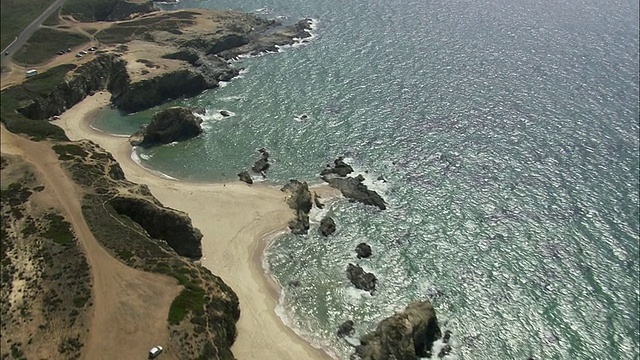 葡萄牙塞图巴尔市塞恩斯/塞恩斯以南的航空WS TD海岸线视频下载