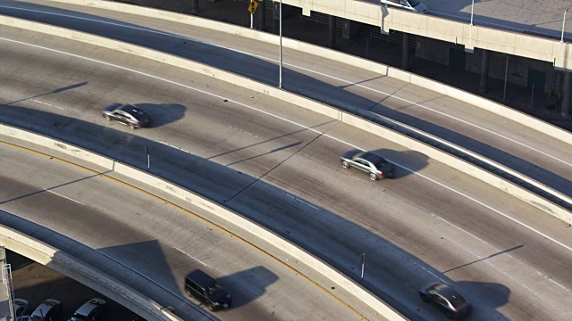 鸟瞰洛杉矶高速公路视频素材