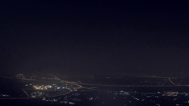 迪拜Intl。机场，进近和降落(POV射击夜间)视频下载