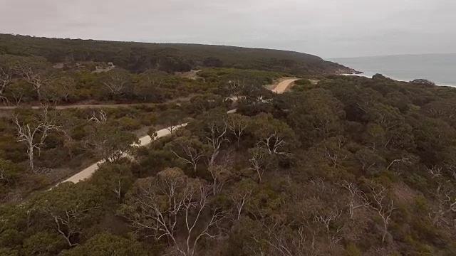 鸟瞰图的道路通过景观在澳大利亚视频下载