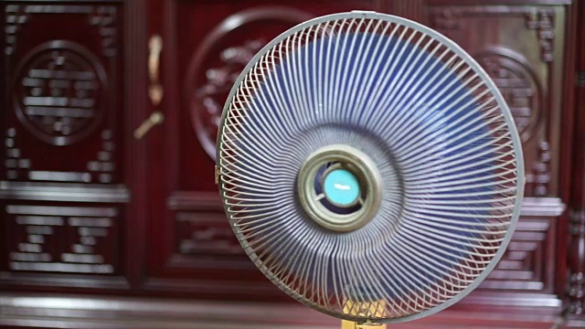 越南的旧风扇视频下载